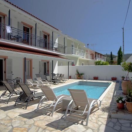 Nicola'S Apartments Kassiopi Exteriér fotografie