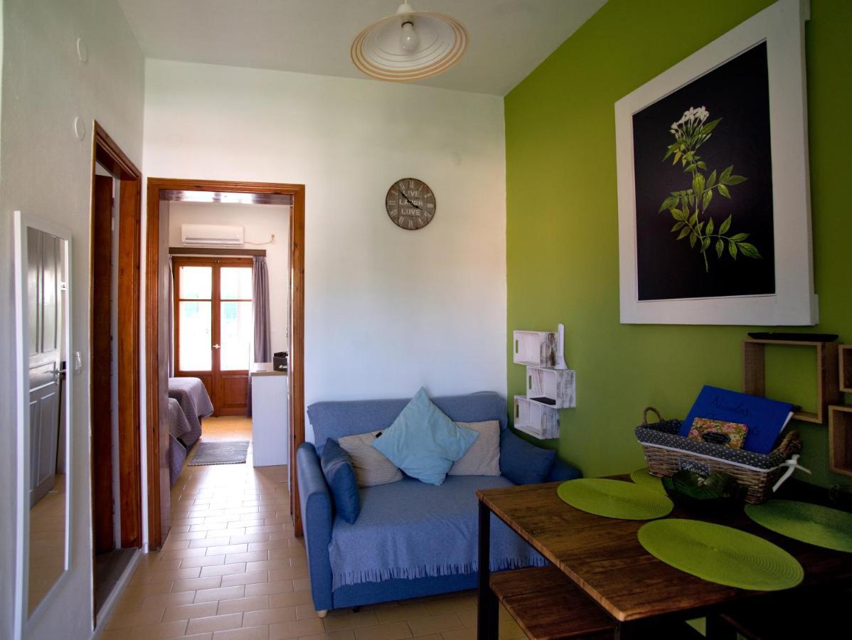 Nicola'S Apartments Kassiopi Exteriér fotografie